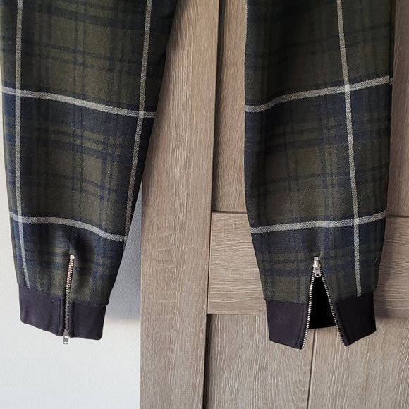 ZARA casual pants , size M ( 28), army green and dark navy blue color. - Picture 9 of 11